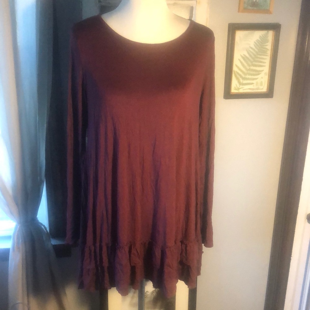 EASEL; tunic top with ruffle edge
